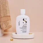 Shampoo Alfaparf Semi di Lino Diamond 250ml para brillo extremo en Fabiluna Perú.